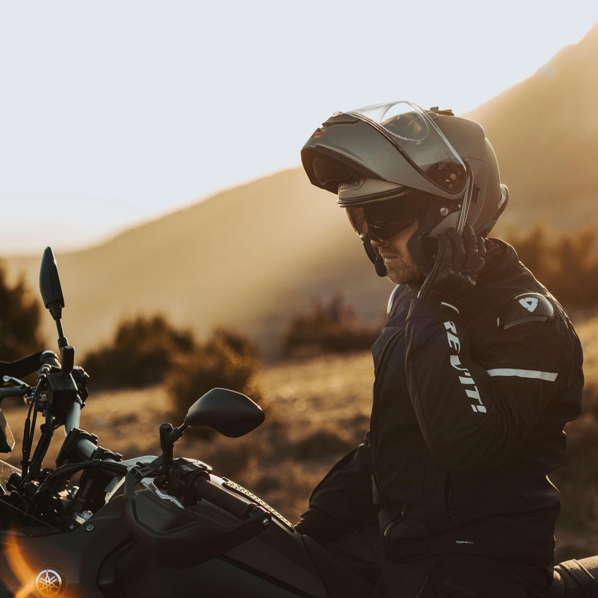Modular Motorcycle Helmet J3301