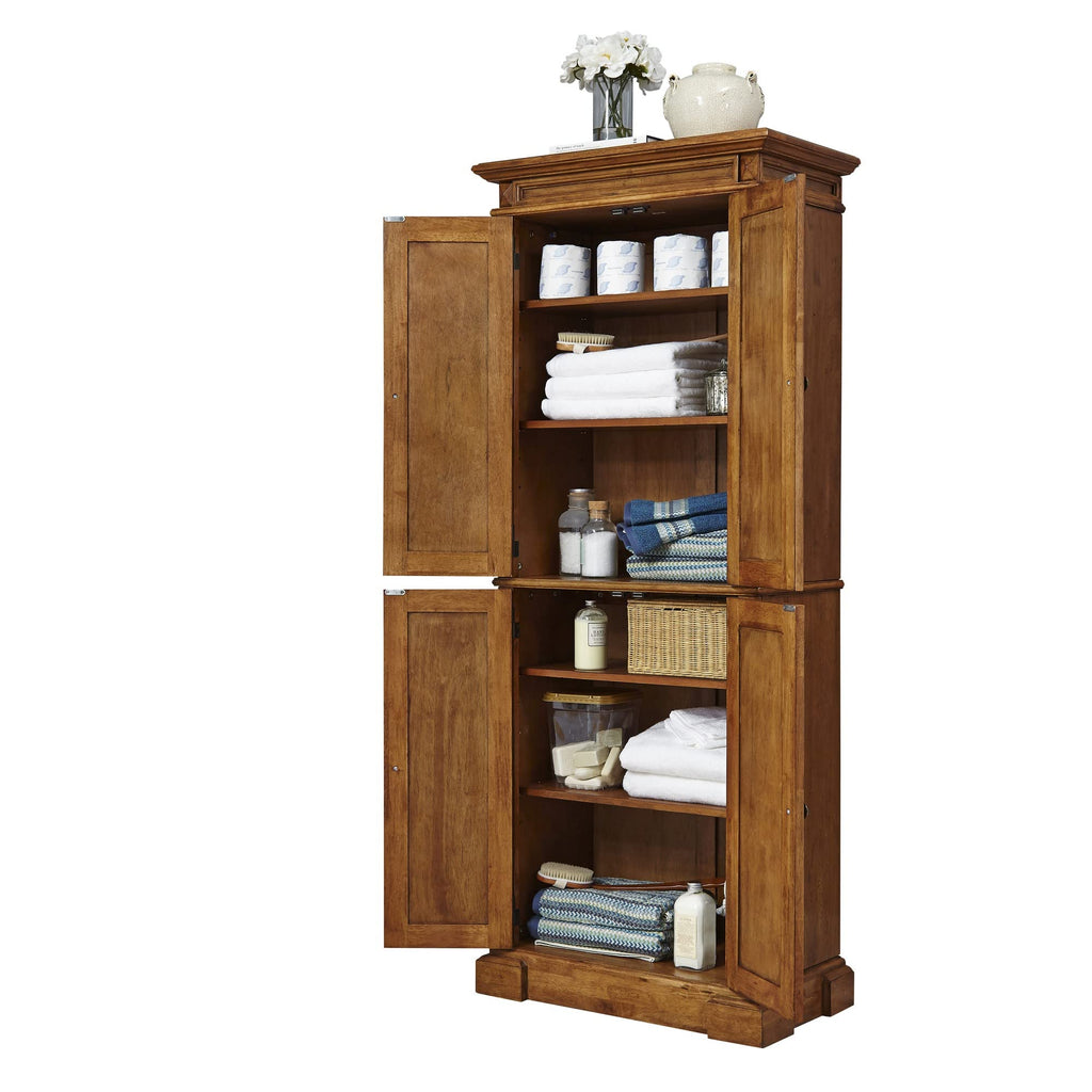 Distressed Oak Pantry H533