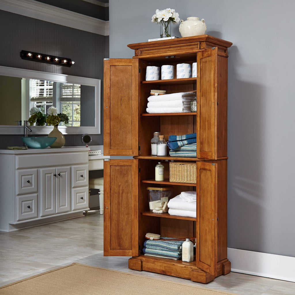 Distressed Oak Pantry H533